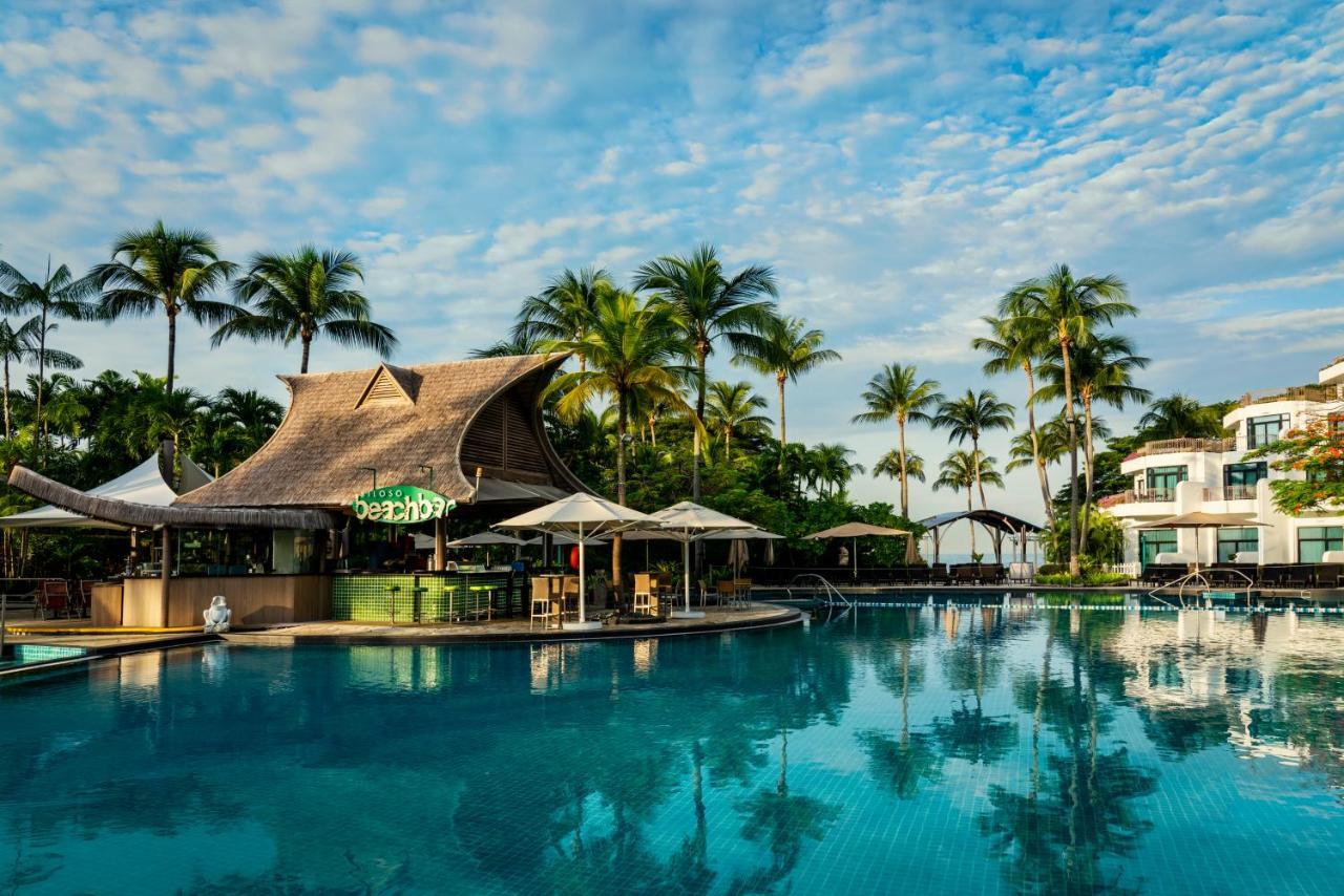 Shangri-La Rasa Sentosa, Сингапур Экстерьер фото The pool at the resort